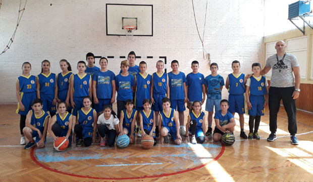 На обали Пивског језера стасавају будући кошаркашки асови: Клинци стопама НБА звезде Богдановића